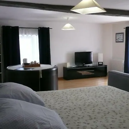 Bed & Breakfast Dinan La Priquetais Trévron